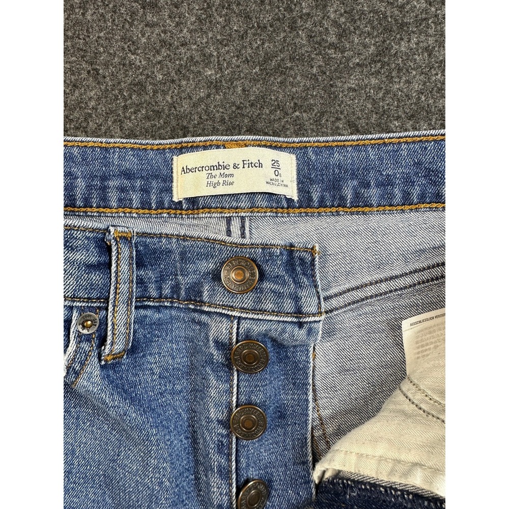 Abercrombie & Fitch The Mom High Rise Jeans Light Wash Blue Denim 25 0 Short - Picture 6 of 8